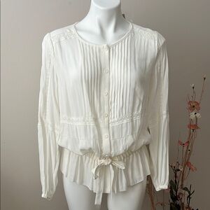 Chico's White Pleated Long Sleeve Blouse